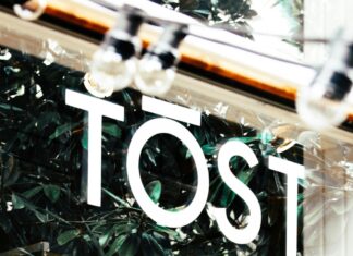 Susurlukta Tost Nerede Yenir? En Lezzetli ve Gizli Mekanlar