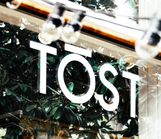 Susurlukta Tost Nerede Yenir? En Lezzetli ve Gizli Mekanlar